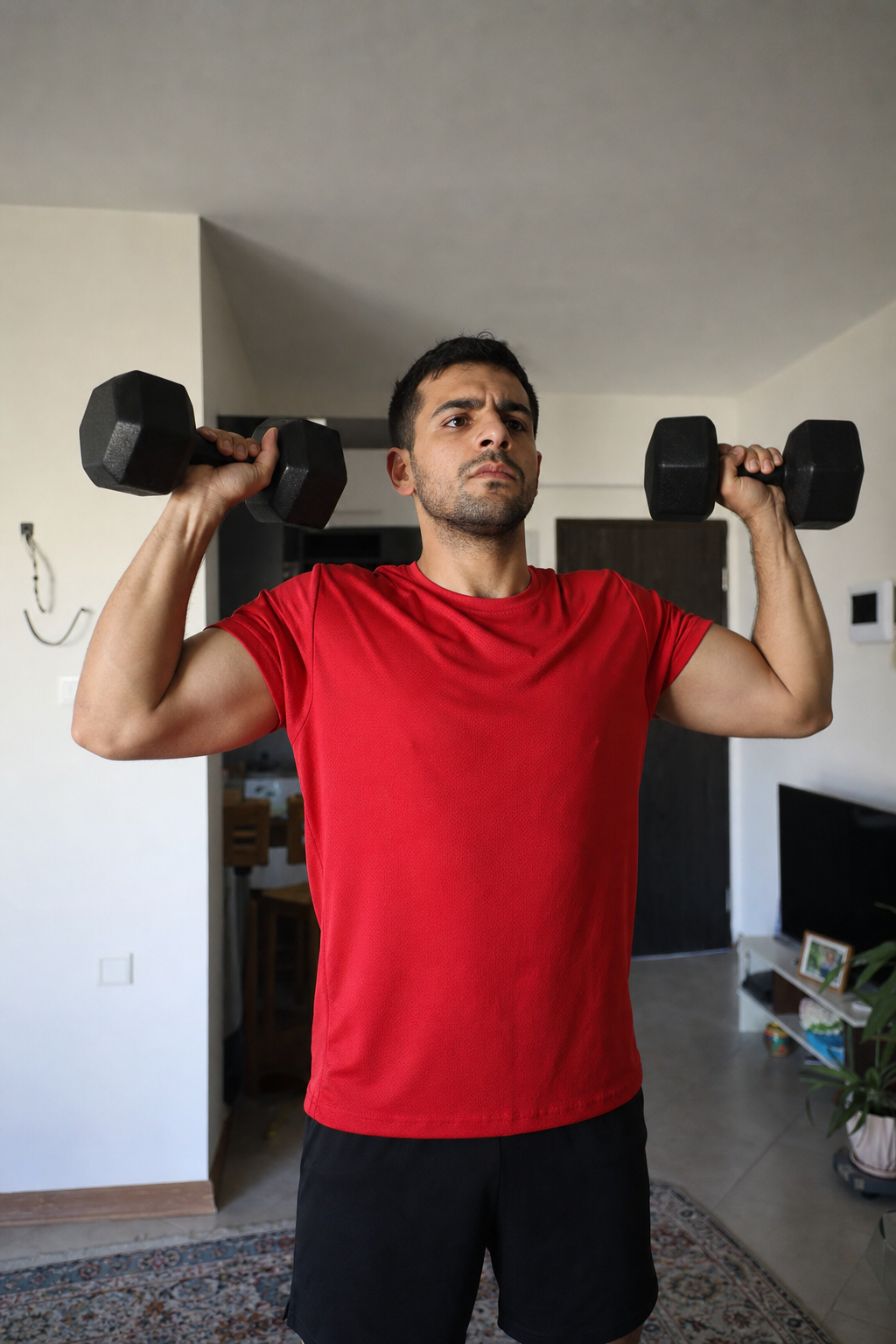 پرس سرشانه با دمبل در خانه